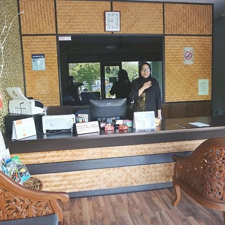 1 Baron Motel Kuah Zewnętrze zdjęcie